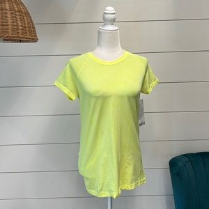 Lululemon Tee